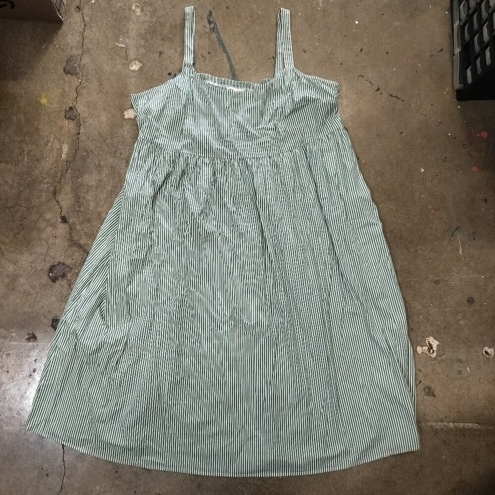 Ava & Viv Green White Striped Dress w/ Pockets